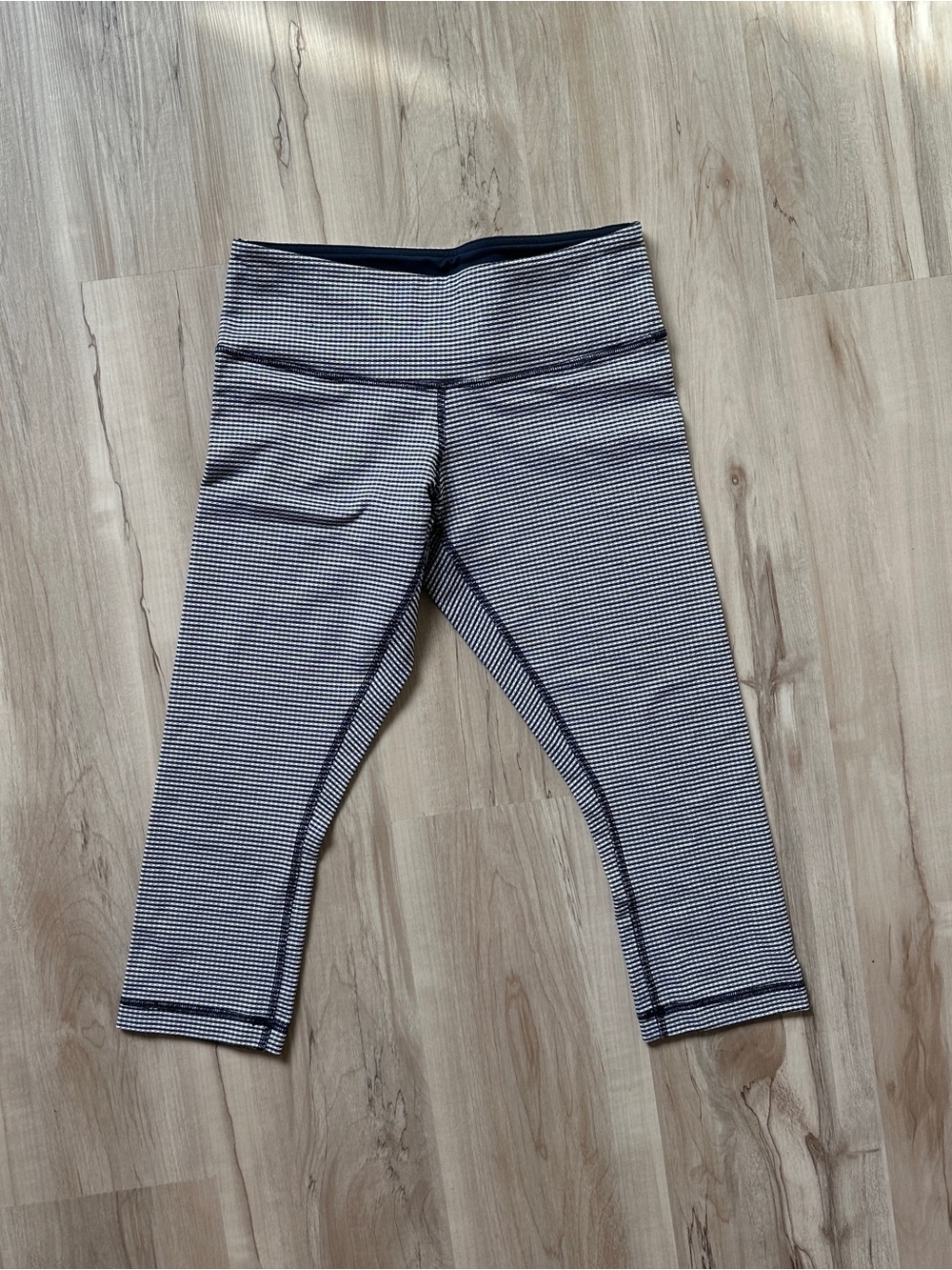 Lululemon Wunder Under Crop Leggings Black White Size 6